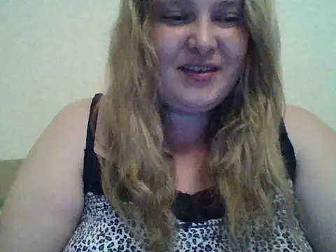 ParisMimi online show from 06/08/26, 08:31