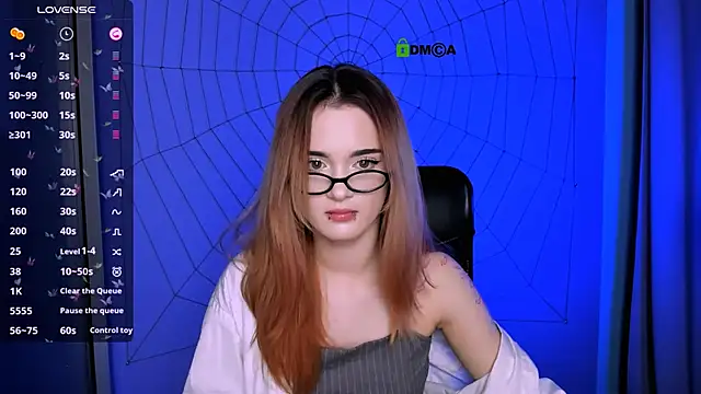 Snapshot of liana_kisses chatting on 11/10/25, 08:19 liana kisses online show from 11/10/25, 08:19