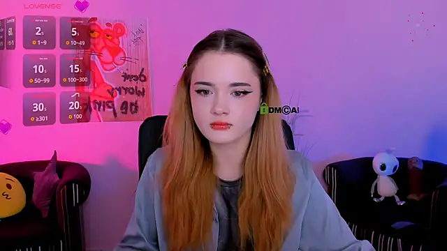 Snapshot of liana_kisses chatting on 12/17/25, 08:59 liana kisses online show from 12/17/25, 08:59