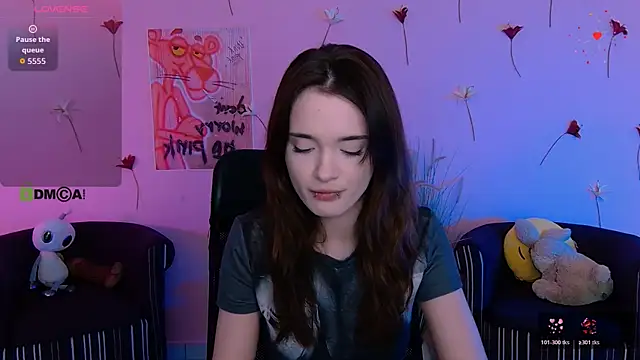 liana kisses online show from 05/25/26, 07:09