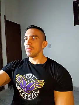 Snapshot of jhay-crux chatting on 12/15/25, 10:25 jhay-crux online show from 12/15/25, 10:25