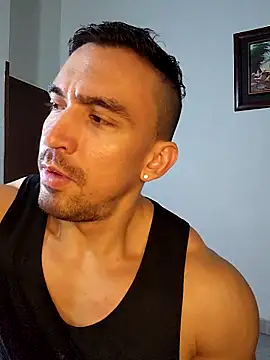 Snapshot of jhay-crux chatting on 12/18/25, 11:11 jhay-crux online show from 12/18/25, 11:11