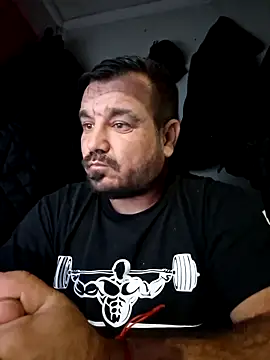 Snapshot of Futacisu chatting on 11/03/25, 08:10 Futacisu online show from 11/03/25, 08:10