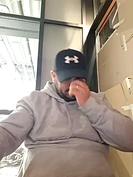 Snapshot of Futacisu chatting on 11/30/25, 08:46 Futacisu online show from 11/30/25, 08:46