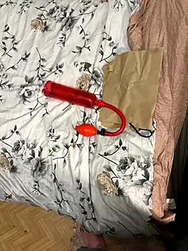 Snapshot of Ariel_Ari chatting on 09/14/25, 11:26 Ariel Ari online show from 09/14/25, 11:26