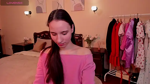 StaceySunny online show from 02/17/25, 11:34