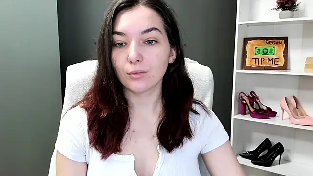 Snapshot of Meagn_Extasy chatting on 06/26/26, 06:51 Meagn Extasy online show from 06/26/26, 06:51