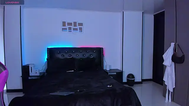 Snapshot of Meghan_As chatting on 02/15/25, 03:50 Meghan As online show from 02/15/25, 03:50