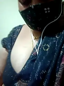 Snapshot of Adwithaa chatting on 12/29/24, 04:30 Adwithaa online show from 12/29/24, 04:30