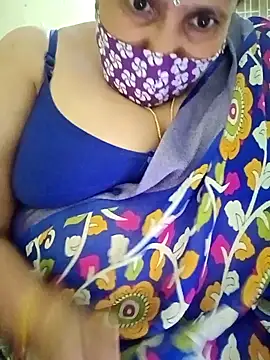 Snapshot of Adwithaa chatting on 01/11/25, 02:58 Adwithaa online show from 01/11/25, 02:58