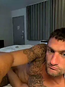 Snapshot of klownman1 chatting on 01/13/25, 05:23 klownman1 online show from 01/13/25, 05:23