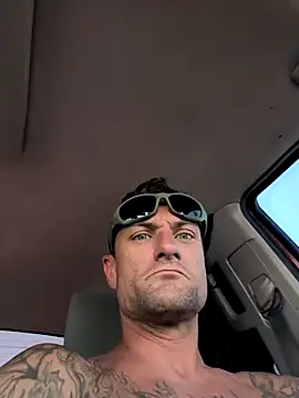 Snapshot of klownman1 chatting on 03/08/25, 07:20 klownman1 online show from 03/08/25, 07:20