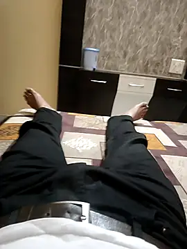 Snapshot of DudeBoyBad chatting on 10/29/25, 10:39 DudeBoyBad online show from 10/29/25, 10:39