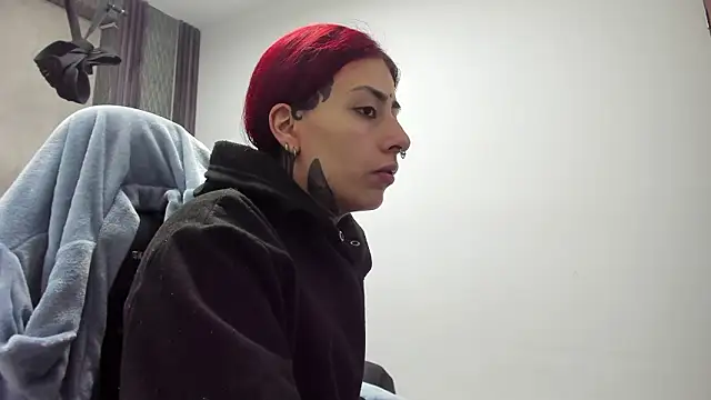 selene red  online show from 02/06/26, 01:21