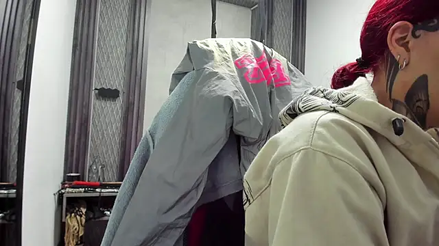 selene red  online show from 05/28/26, 01:25