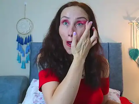 IberianMoonMK online show from 11/20/25, 06:29