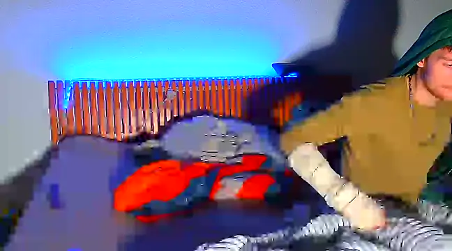 Snapshot of emma_neko chatting on 03/16/25, 02:33 emma neko online show from 03/16/25, 02:33