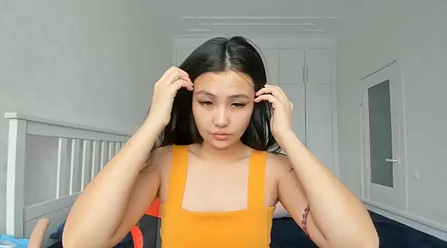 Missykitty01 online show from 03/03/25, 05:42