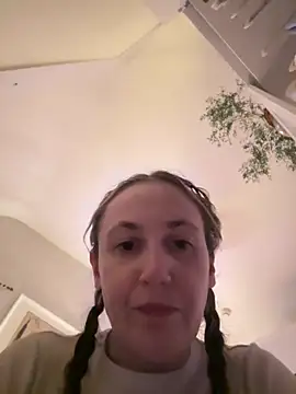 Littlelolo60 online show from 04/10/26, 09:08