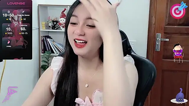 Snapshot of _Nana_20 chatting on 02/20/25, 04:07  Nana 20 online show from 02/20/25, 04:07