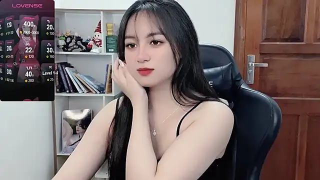 Snapshot of _Nana_20 chatting on 02/28/25, 01:58  Nana 20 online show from 02/28/25, 01:58