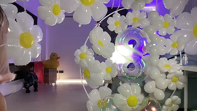 Mika Miller online show from 03/06/26, 09:44