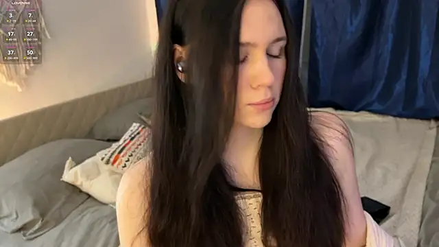 jennetdoll online show from 02/05/25, 05:09