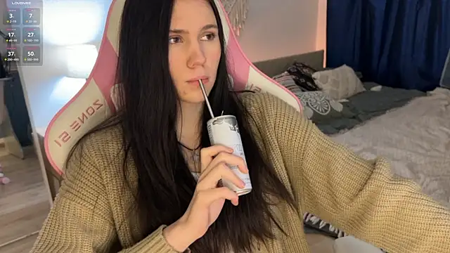 jennetdoll online show from 02/14/25, 04:20