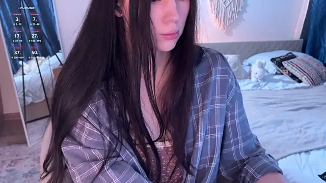 jennetdoll online show from 10/05/25, 12:25