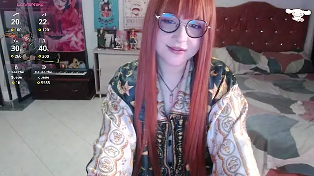 Avril2001 online show from 10/26/25, 12:27