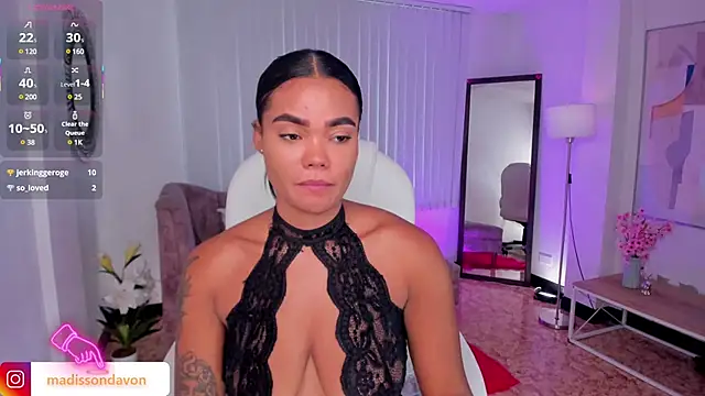 Snapshot of madisson_davon chatting on 03/19/25, 05:28 madisson davon online show from 03/19/25, 05:28