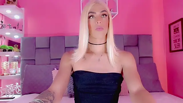 AlanaBekeer online show from 02/01/25, 07:55