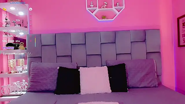 AlanaBekeer online show from 03/18/25, 08:37