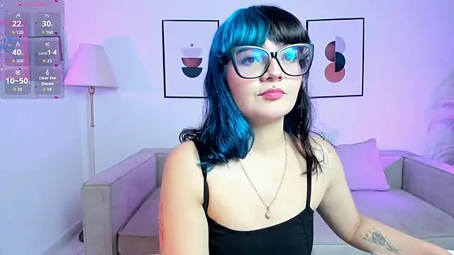 Snapshot of Sweet_Namii chatting on 11/15/25, 08:27 Sweet Namii online show from 11/15/25, 08:27