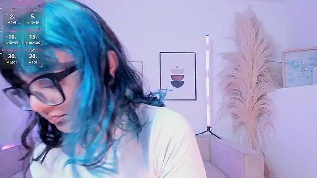 Snapshot of Sweet_Namii chatting on 11/25/25, 07:58 Sweet Namii online show from 11/25/25, 07:58