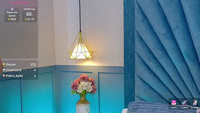 Snapshot of Camille_Torres chatting on 03/19/25, 12:34 Camille Torres online show from 03/19/25, 12:34