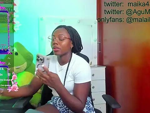 maika28 online show from 04/14/26, 01:28