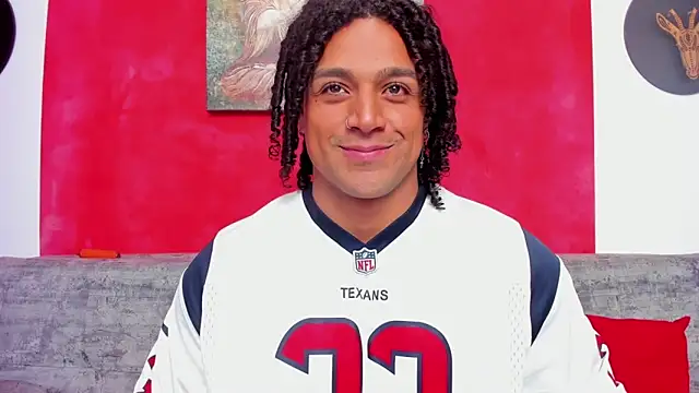 Snapshot of MikeEstevess chatting on 12/15/24, 09:35 MikeEstevess online show from 12/15/24, 09:35