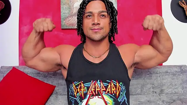 Snapshot of MikeEstevess chatting on 12/20/24, 08:28 MikeEstevess online show from 12/20/24, 08:28