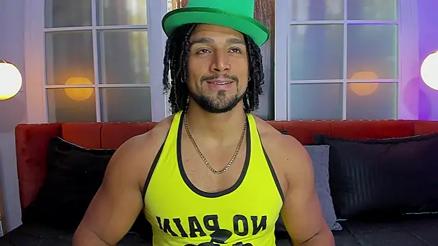 Snapshot of MikeEstevess chatting on 03/16/25, 04:20 MikeEstevess online show from 03/16/25, 04:20