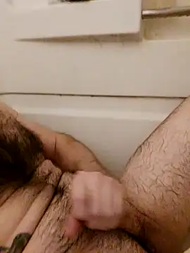 hungandnerdy420 online show from 12/14/25, 09:03