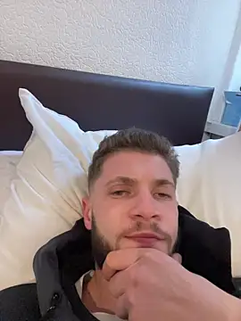 jimmyy  online show from 02/01/26, 02:15