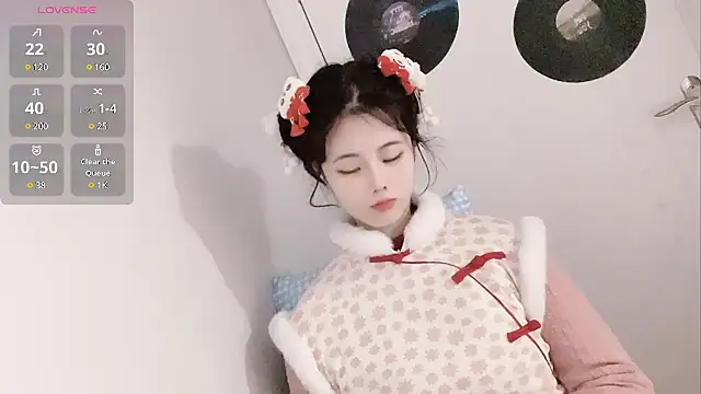 Qedgjwyz1 online show from 01/29/25, 04:26