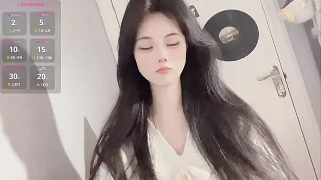 Qedgjwyz1 online show from 02/20/25, 10:59