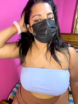 NOORA-GIRL online show from 09/15/25, 10:21