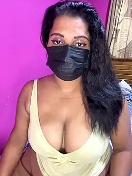 NOORA-GIRL online show from 09/27/25, 10:15