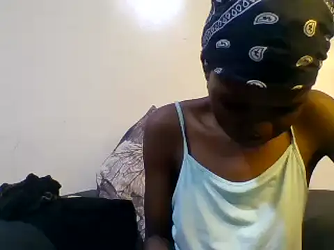 Snapshot of Baddie_Floxxy chatting on 12/08/24, 05:33 Baddie Floxxy online show from 12/08/24, 05:33