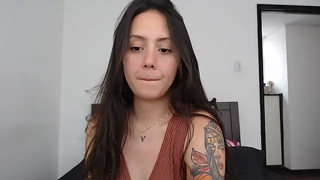 rebecca collin online show from 03/17/26, 03:48