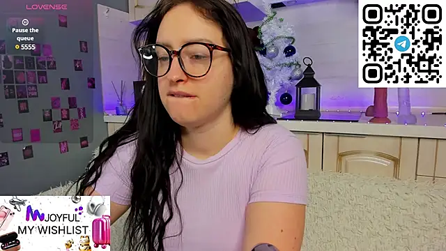 Snapshot of Kruela_Eva chatting on 01/27/25, 11:43 Kruela Eva online show from 01/27/25, 11:43