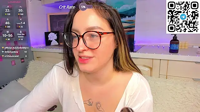 Snapshot of Kruela_Eva chatting on 03/23/25, 02:37 Kruela Eva online show from 03/23/25, 02:37